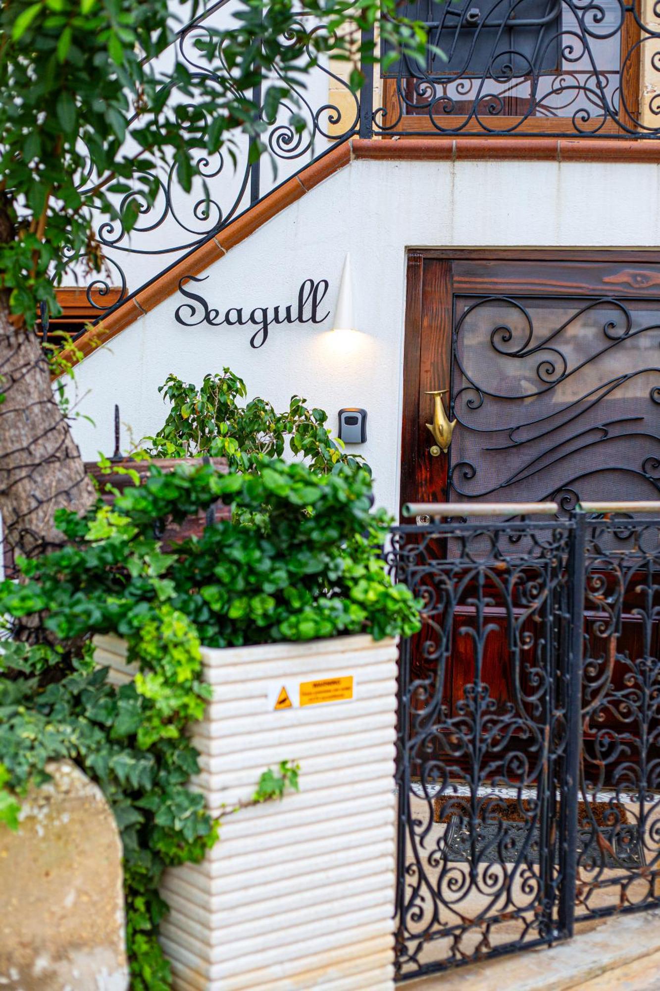 Seagull Birgu - Waterfront Home Exterior photo
